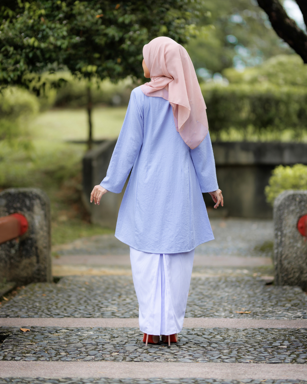 DINDA KEBARUNG - BIRU LAVENDER