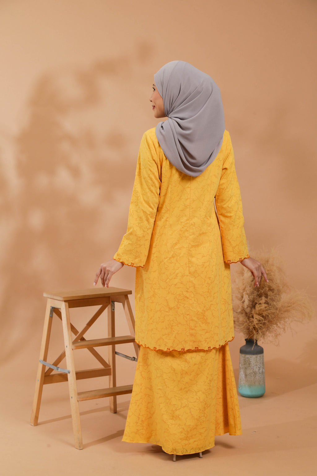 KEJORA KURUNG MODEN - HONEYBEE