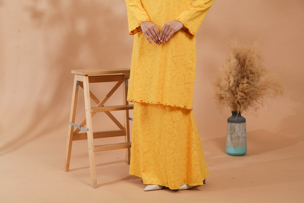 KEJORA KURUNG MODEN - HONEYBEE