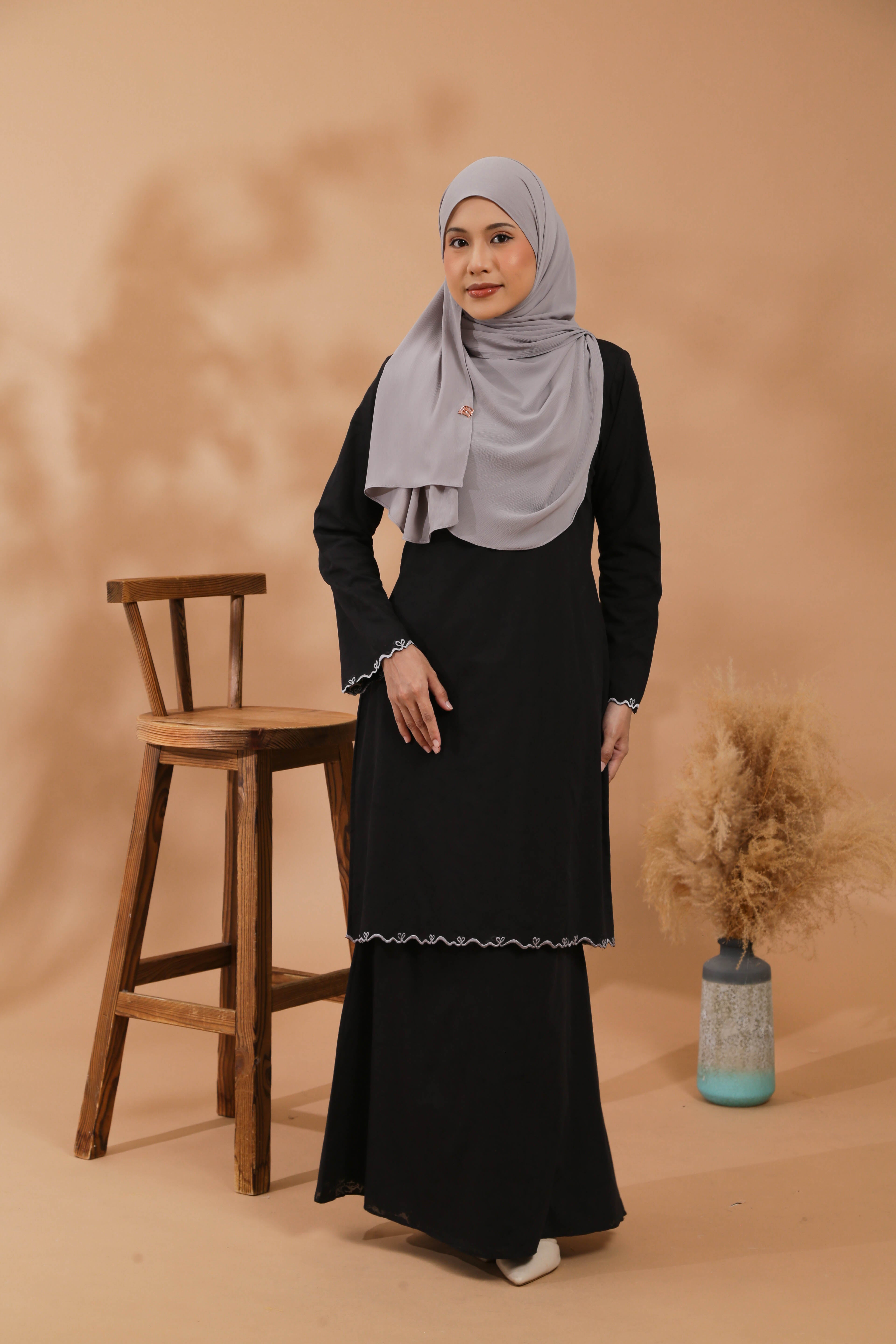 KEJORA KURUNG MODEN - BLACK
