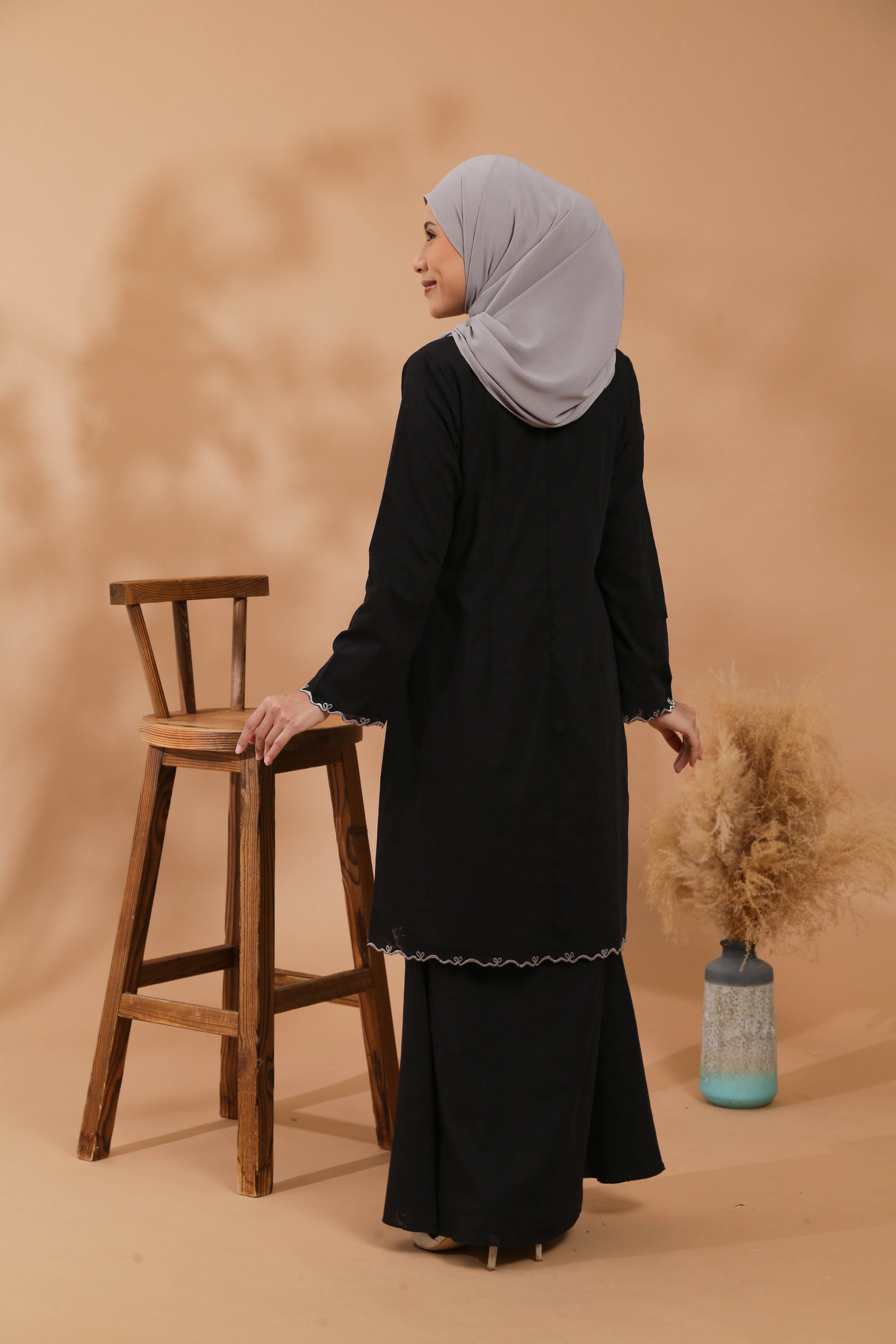 KEJORA KURUNG MODEN - BLACK