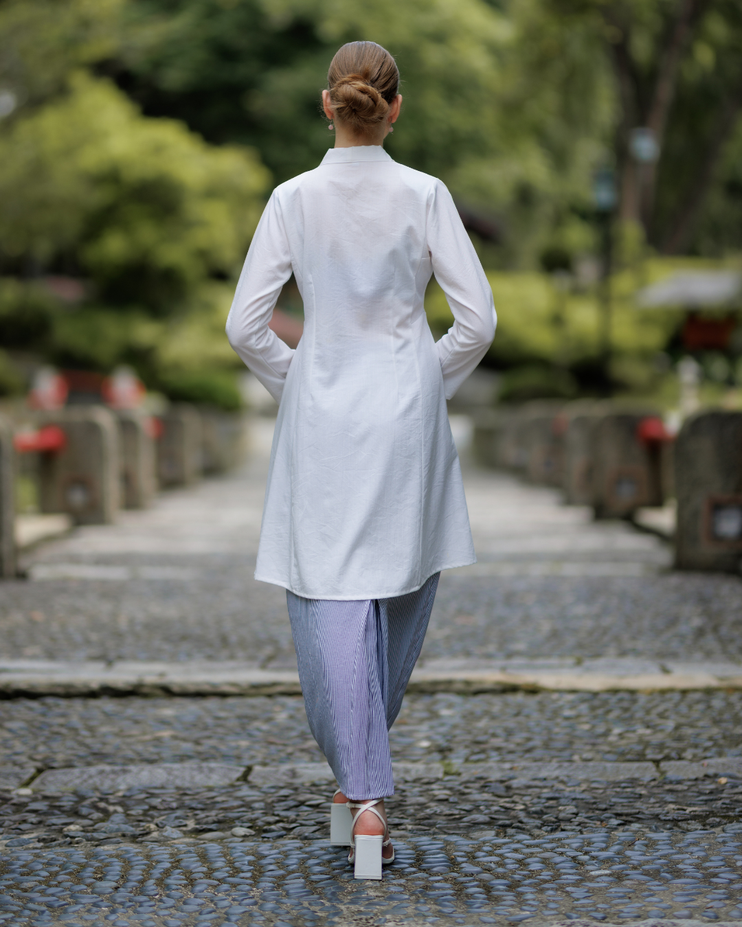 DINDA KEBARUNG - PUTIH