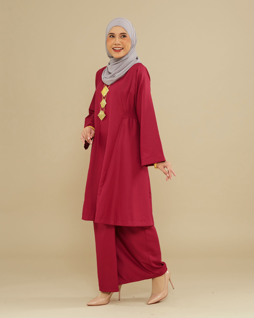 KEMBOJA KURUNG PAHANG - MAROON