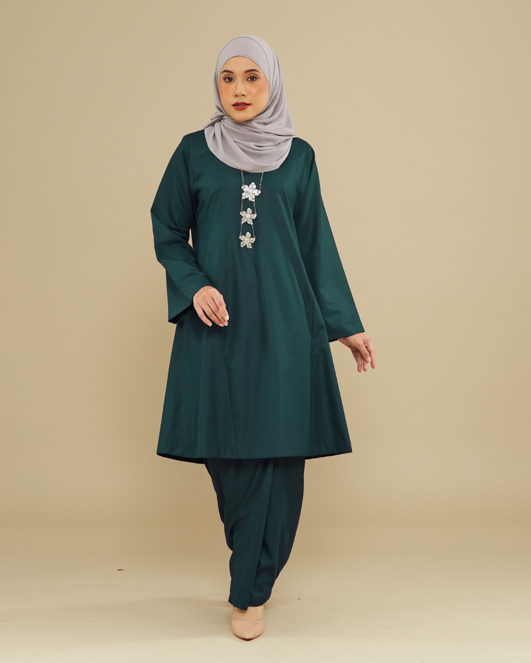 KEMBOJA KURUNG PAHANG - EMERALD