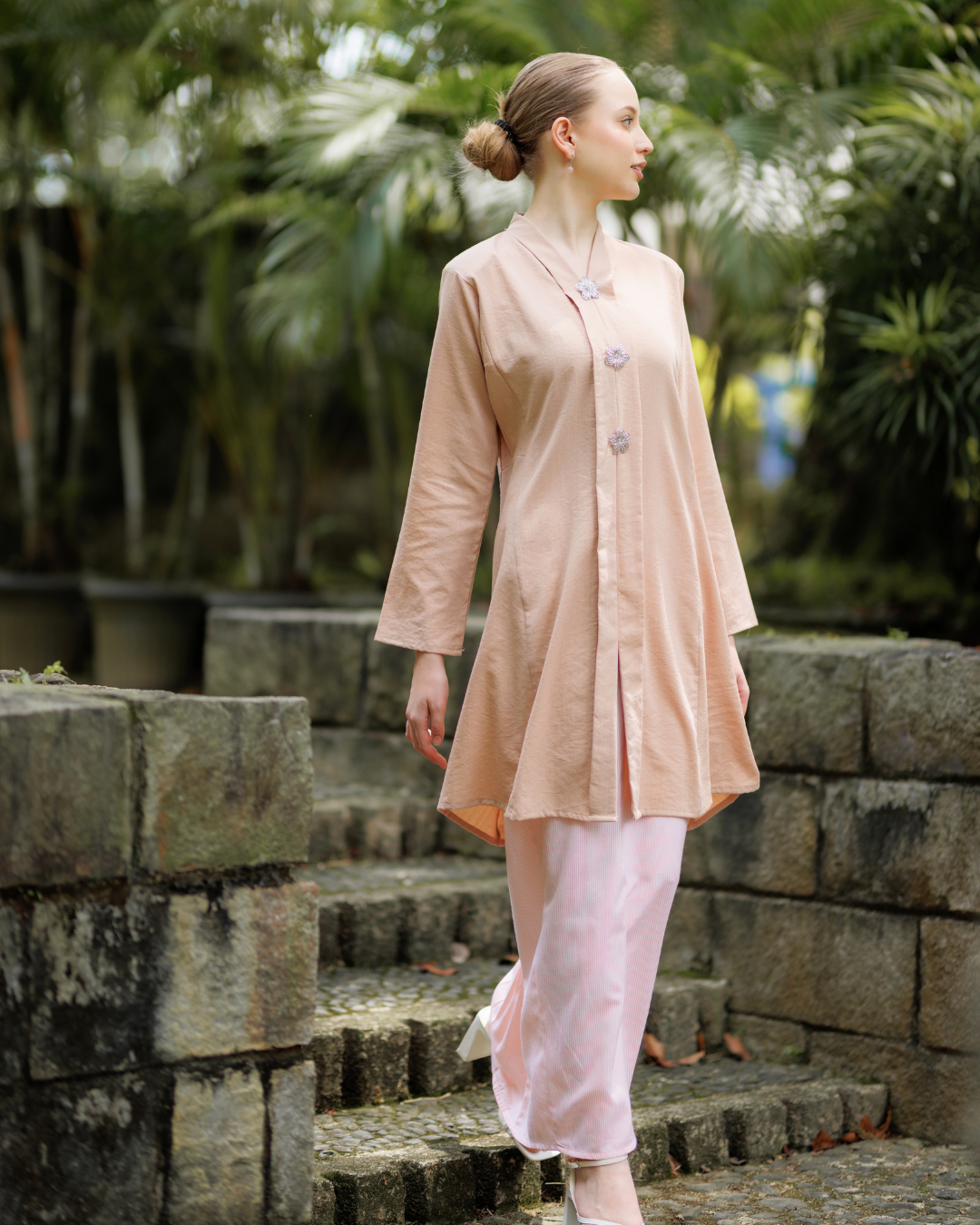 DINDA KEBARUNG - COKLAT SUSU