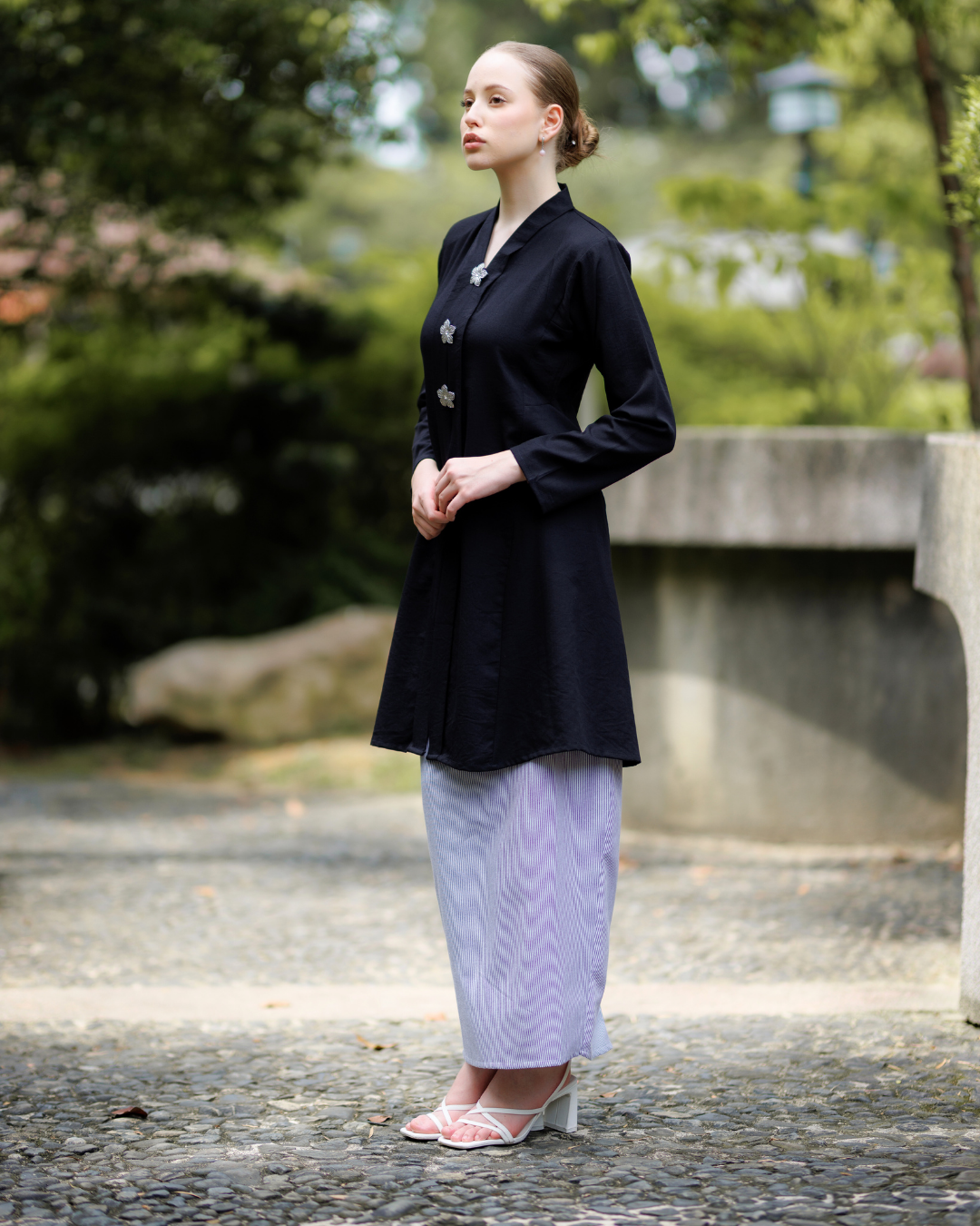 DINDA KEBARUNG - HITAM MANIS