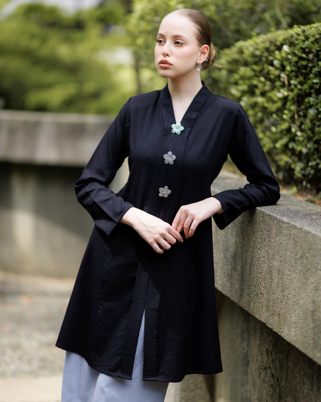 DINDA KEBARUNG - HITAM MANIS