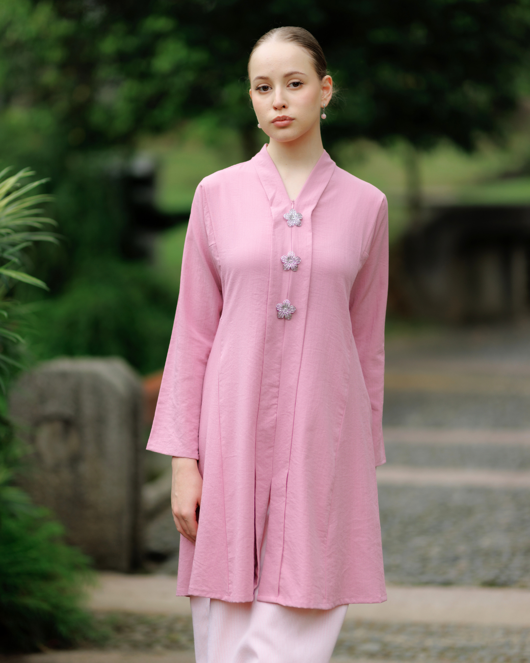 DINDA KEBARUNG - MERAH JAMBU