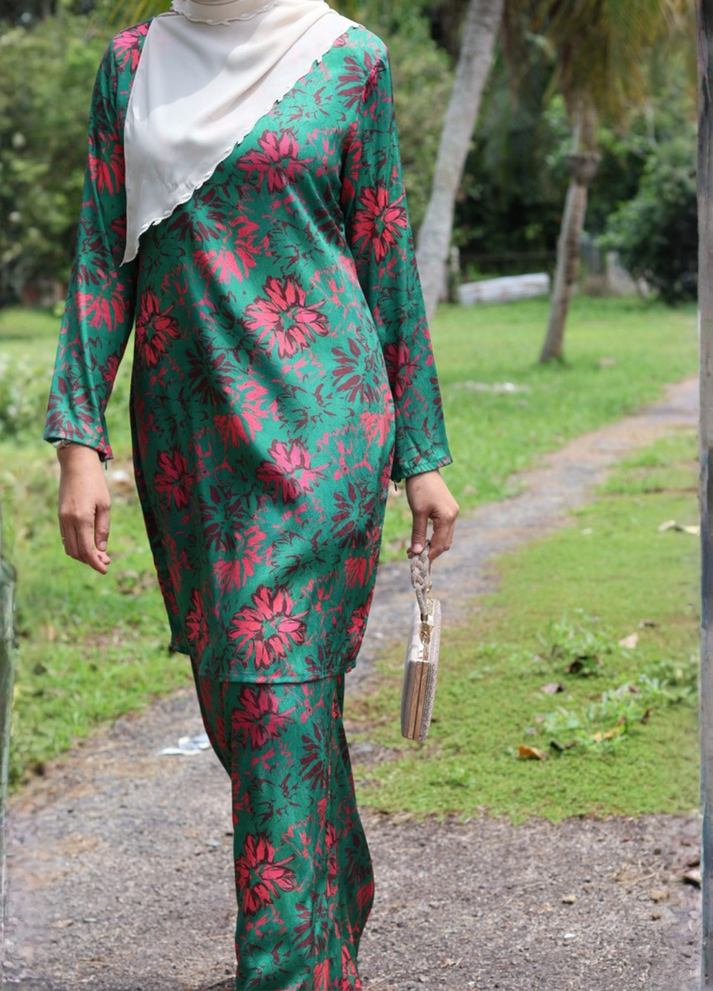 Lira Kurung Moden - Emera