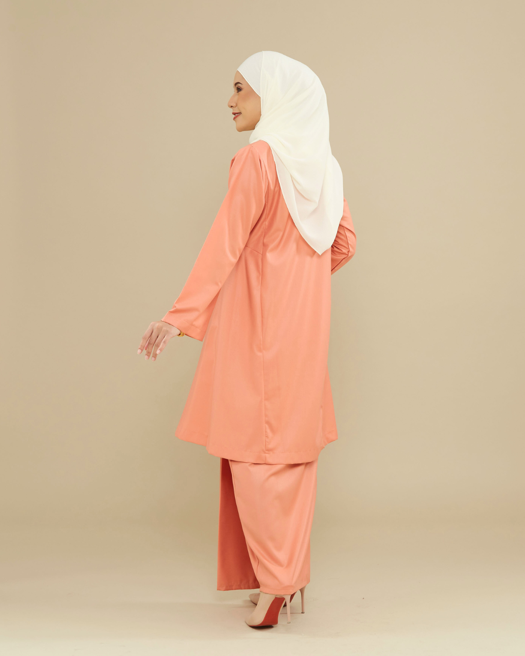 KEMBOJA KURUNG PAHANG - SALMON PEACH