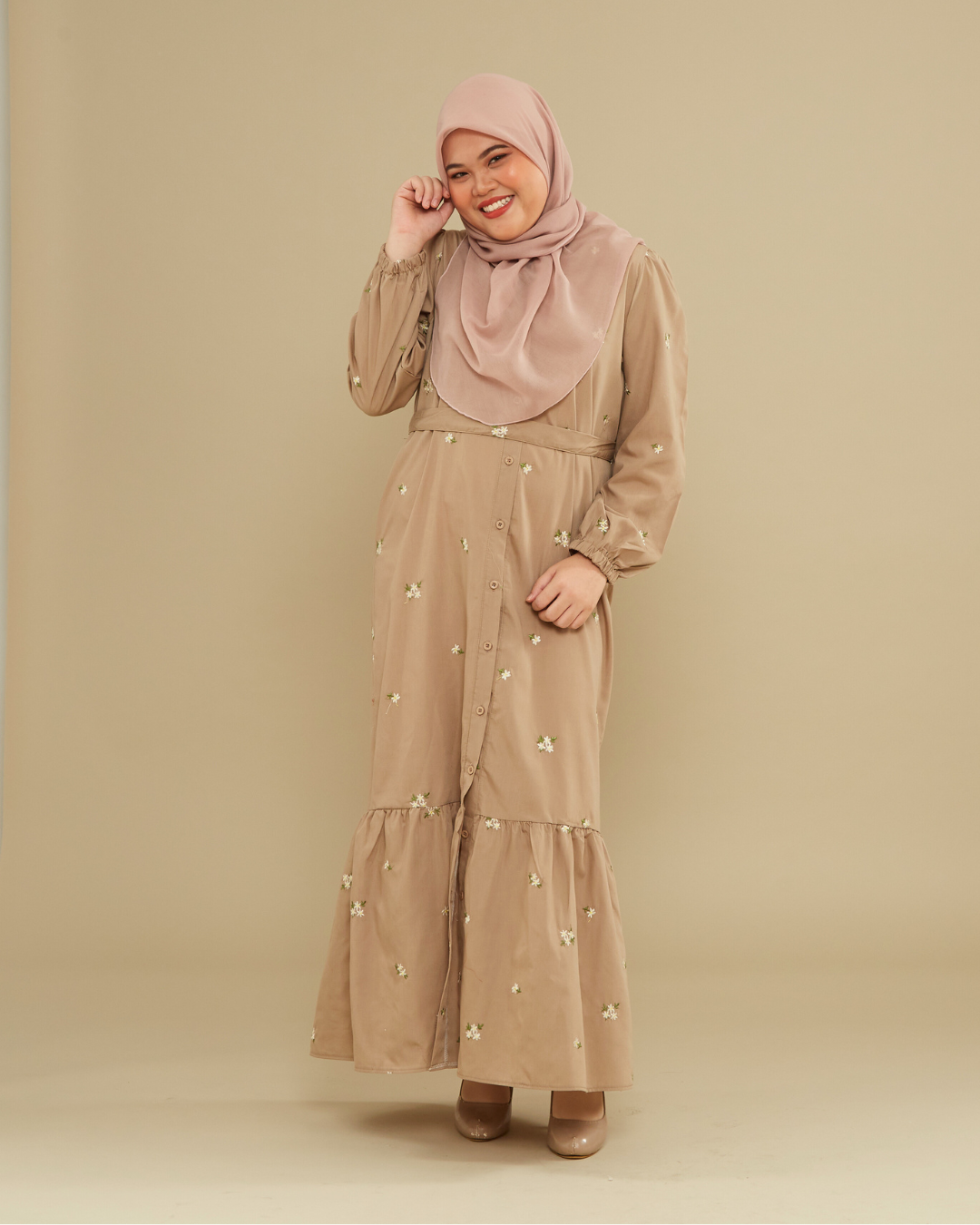 Naeema Embroidery Dress - Nude