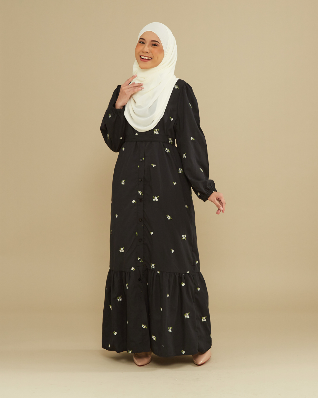 Naeema Embroidery Dress - Black