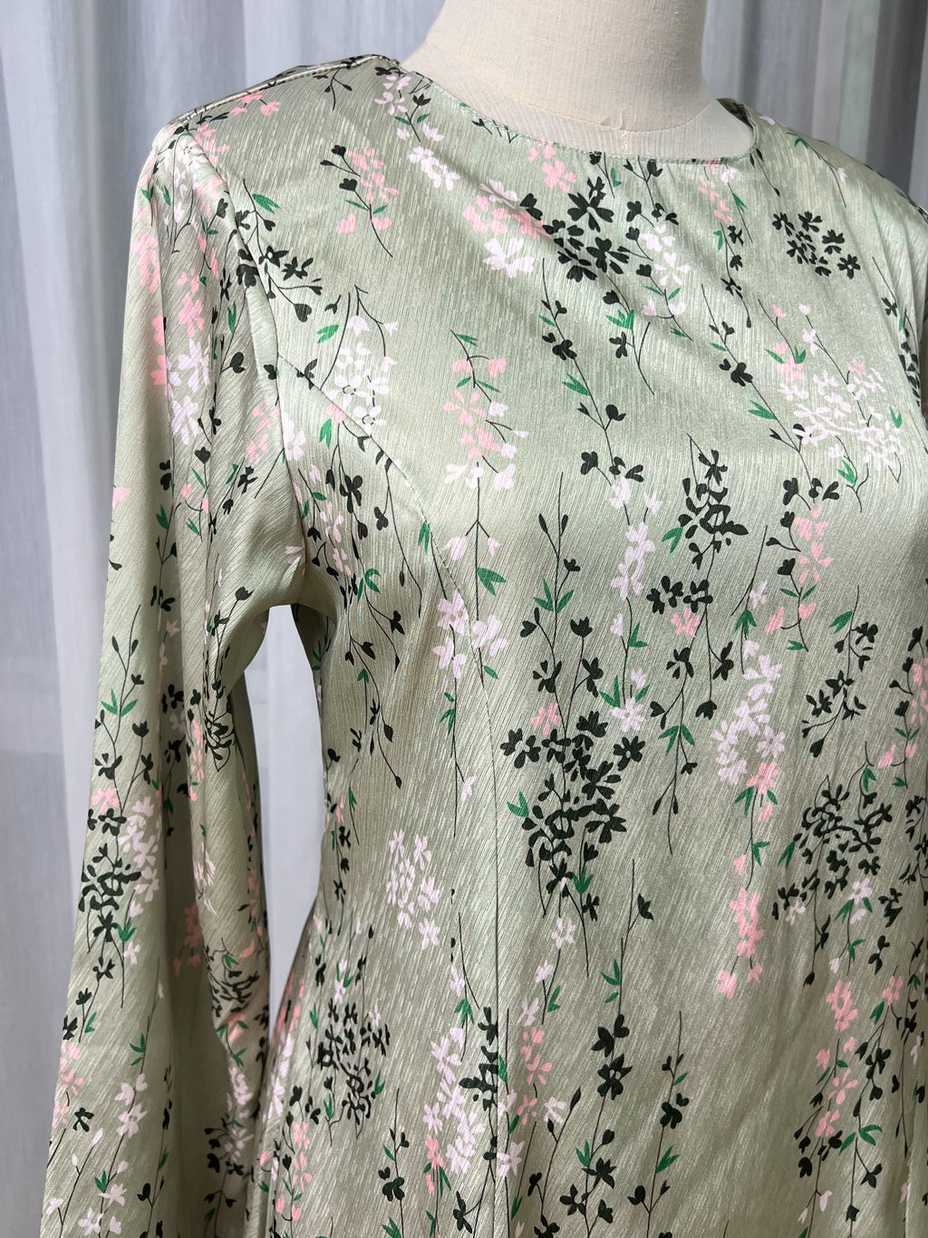 Rias Kurung Riau moden - Folia