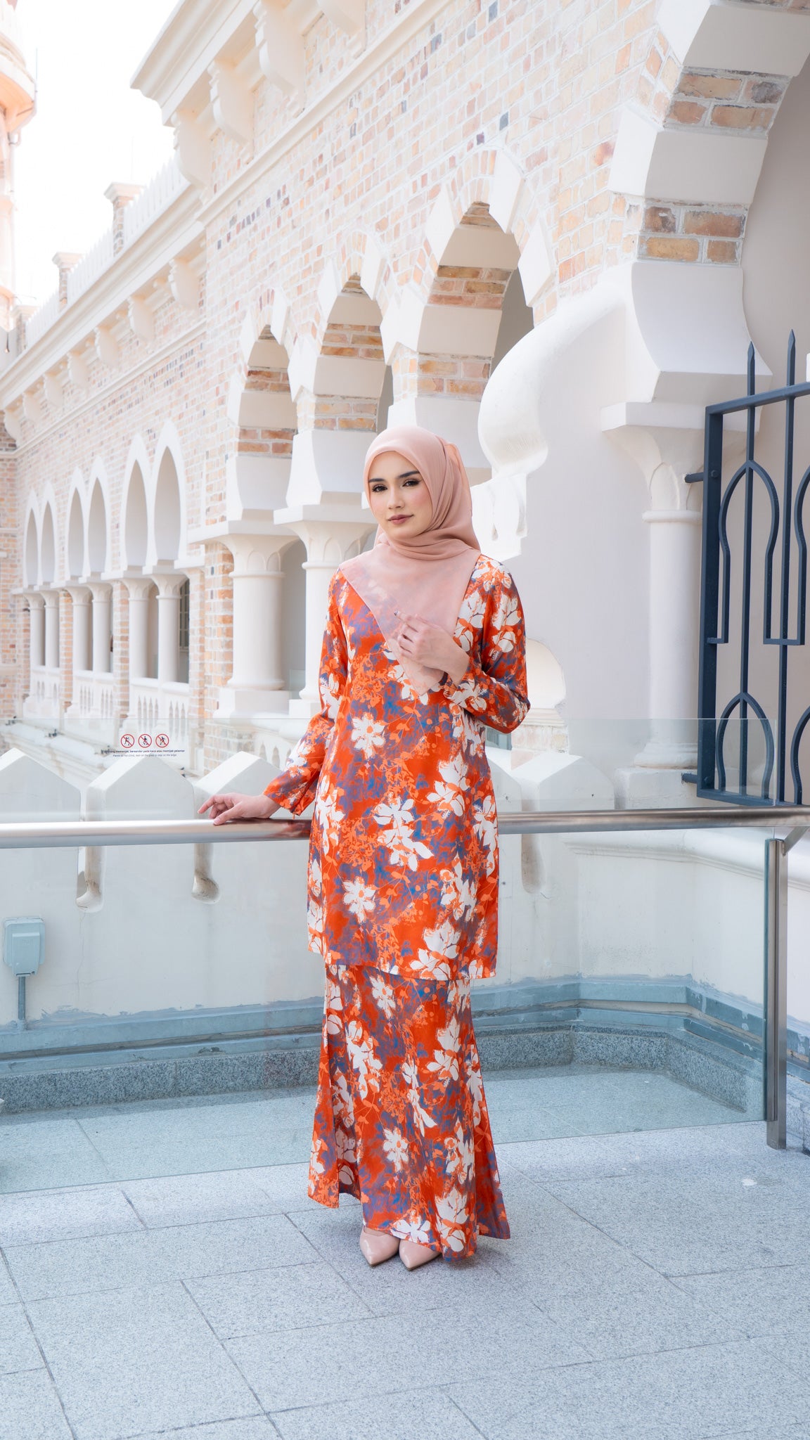 Lira Kurung Moden - Brika