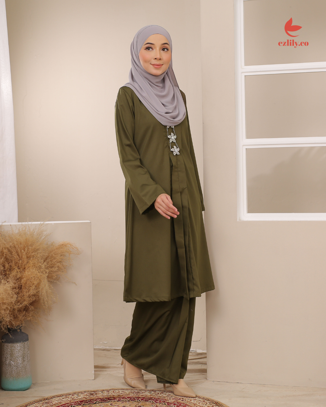 CEMPAKA KEBAYA - DARK OLIVE