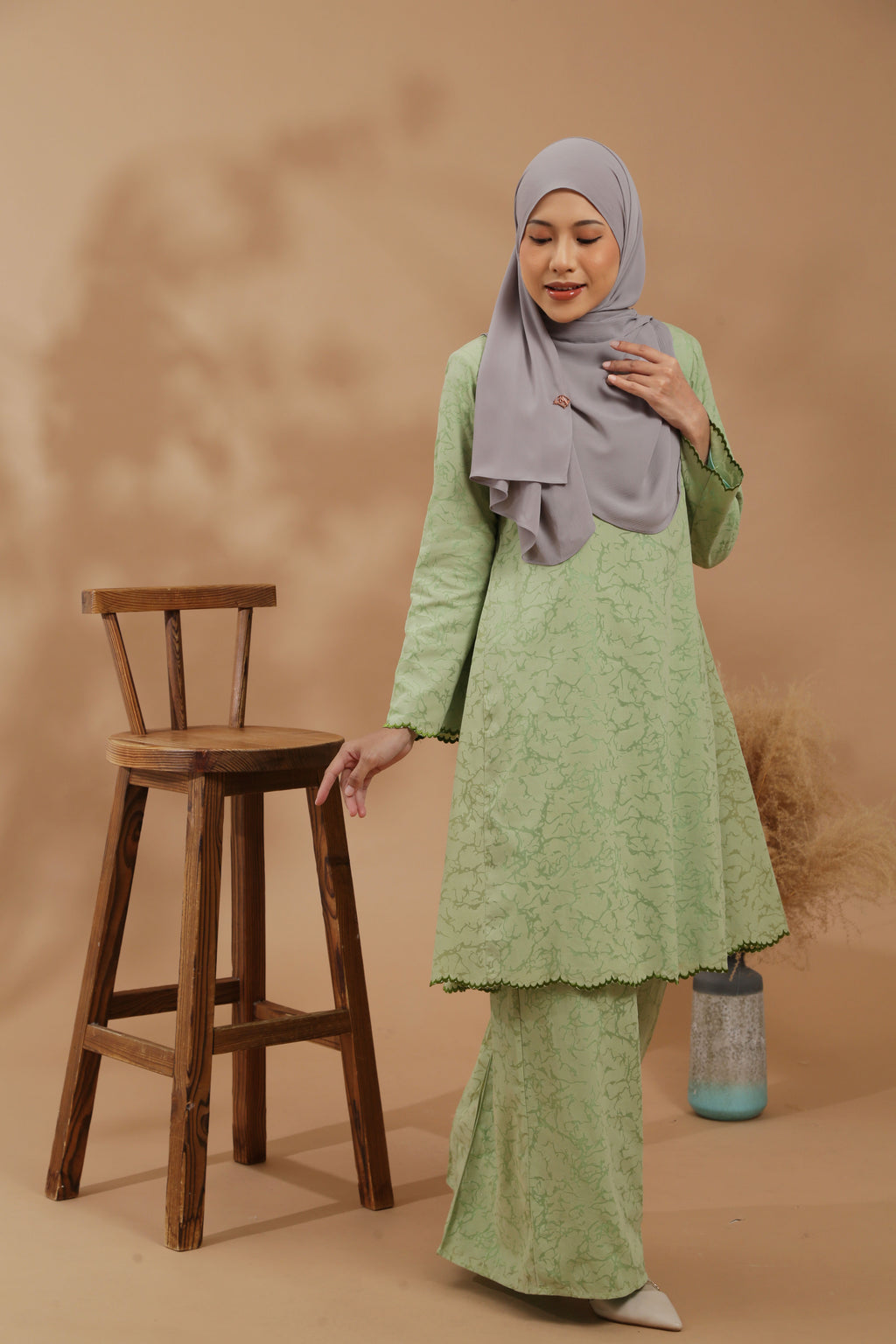 KIRANA KURUNG RIAU MODEN - APPLE GREEN
