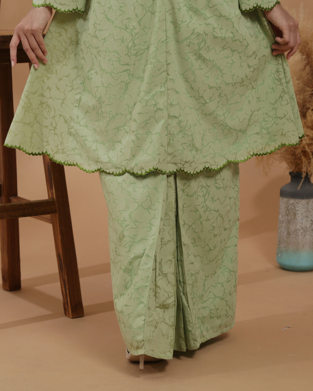 KIRANA KURUNG RIAU MODEN - APPLE GREEN