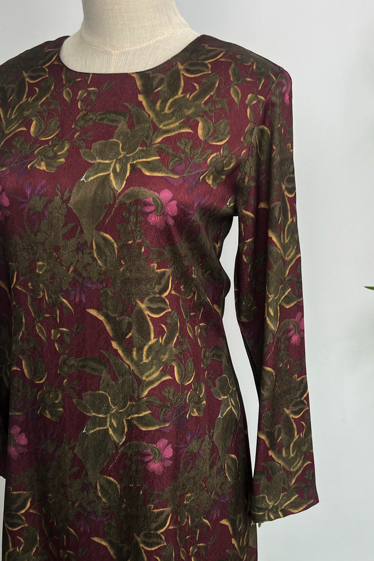 Lira Kurung Moden - Delima