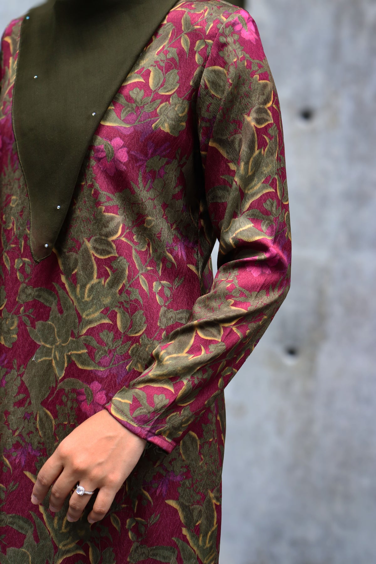 Lira Kurung Moden - Delima
