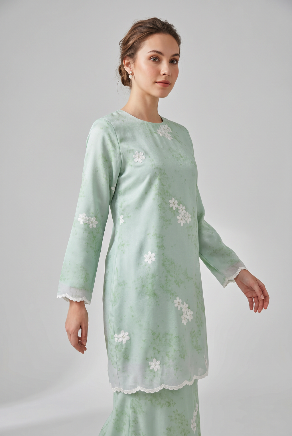 LILY KURUNG - Mint Green