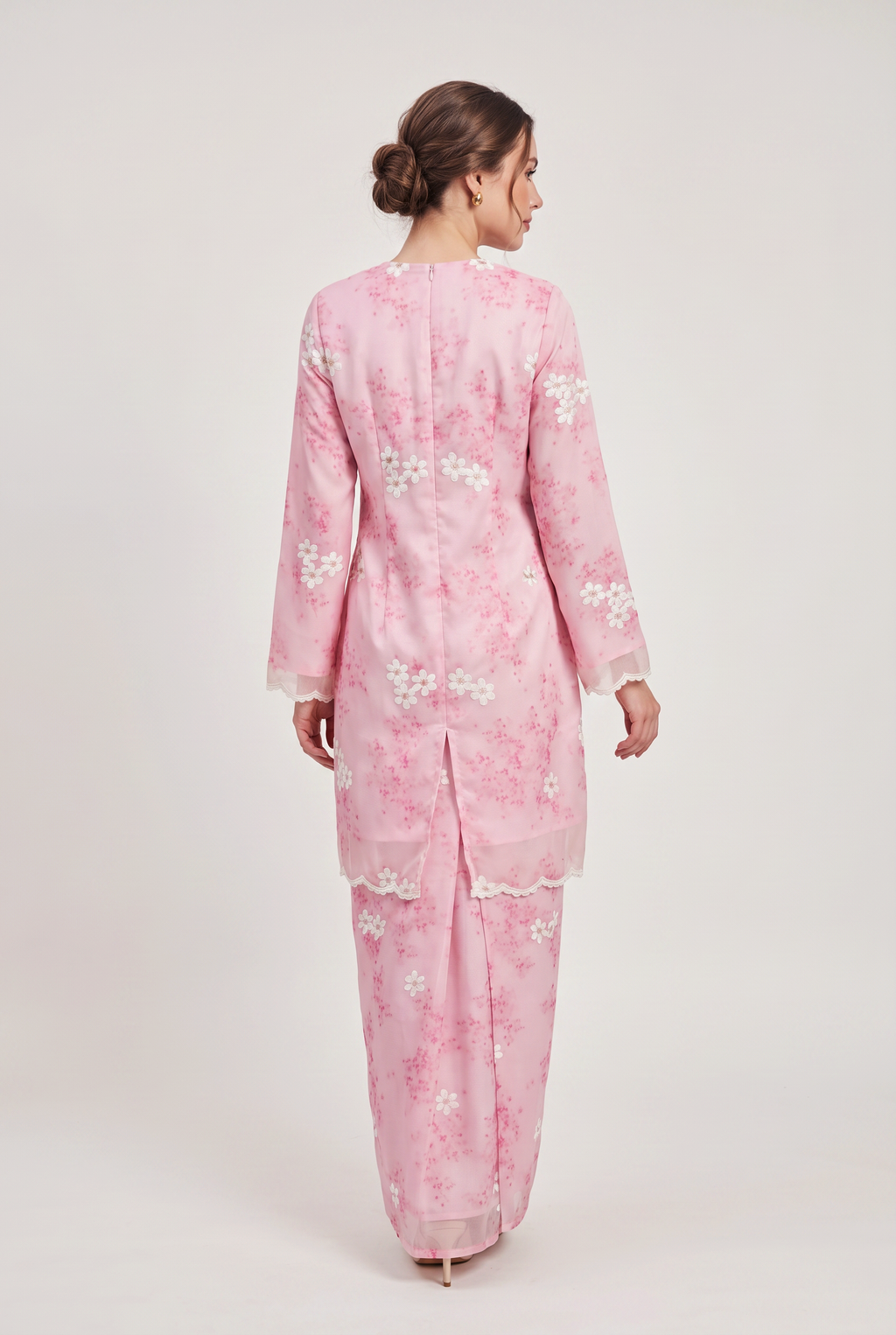 LILY KURUNG - Pink