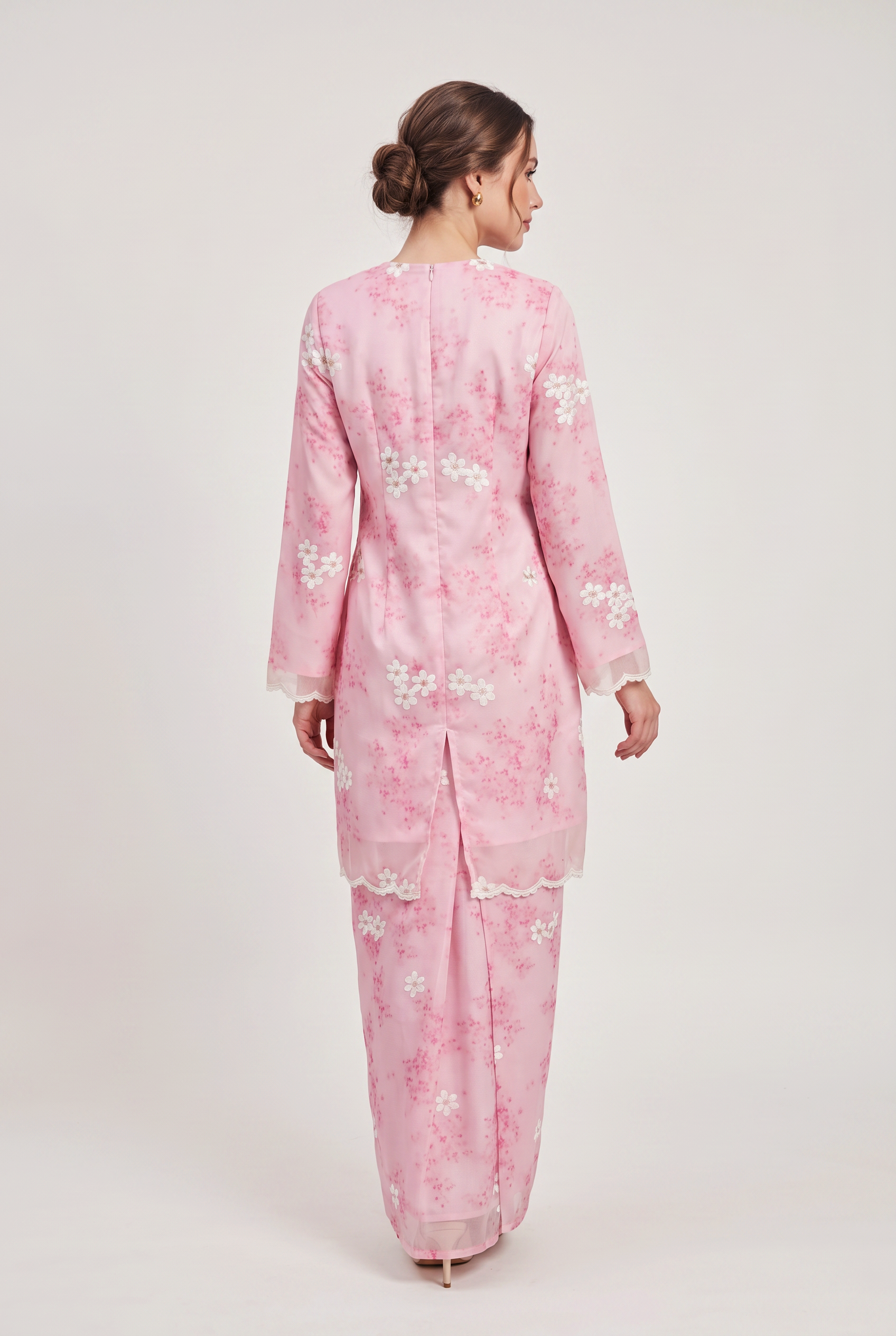LILY KURUNG - Pink