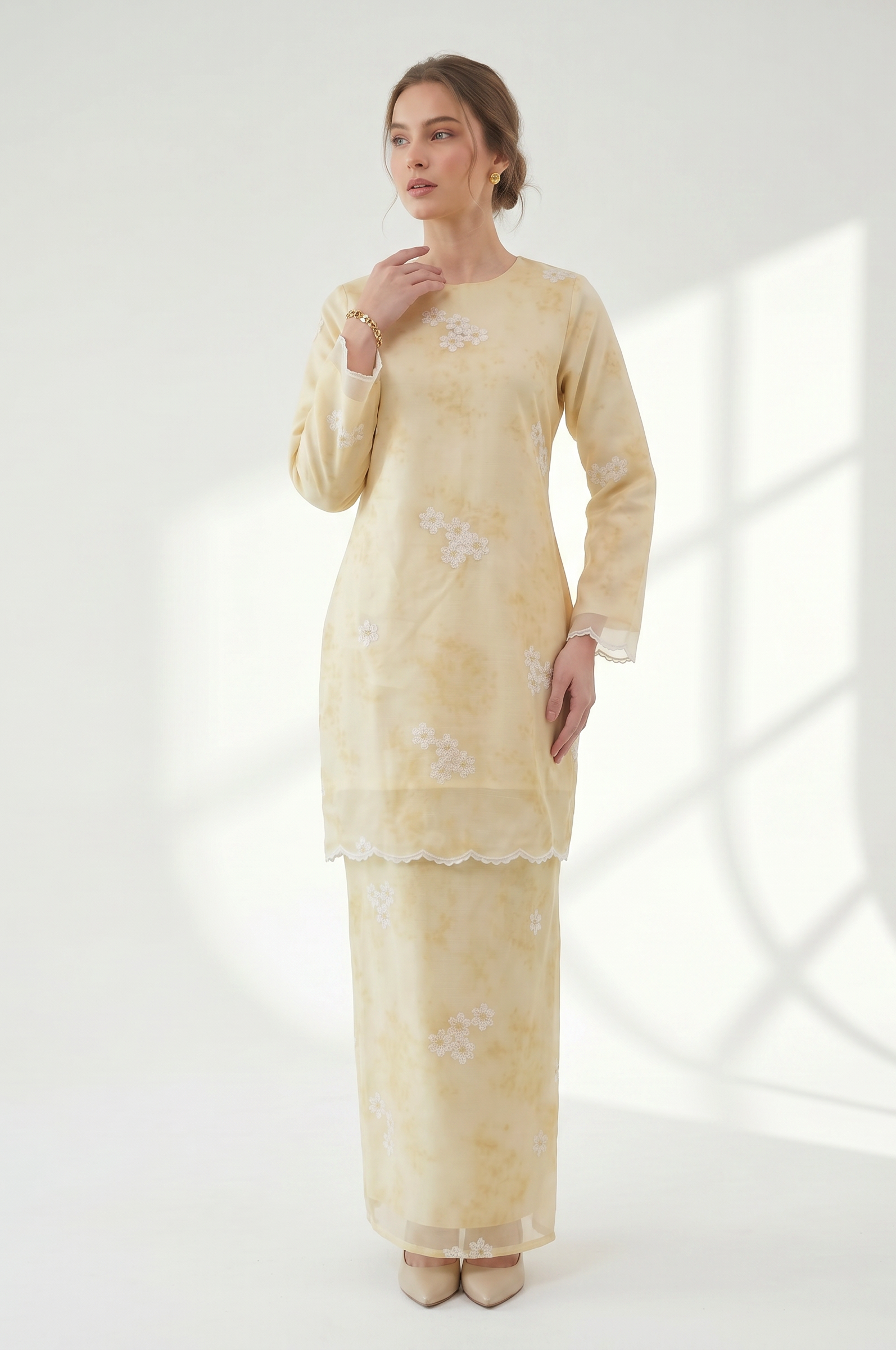 LILY KURUNG - Soft Yellow