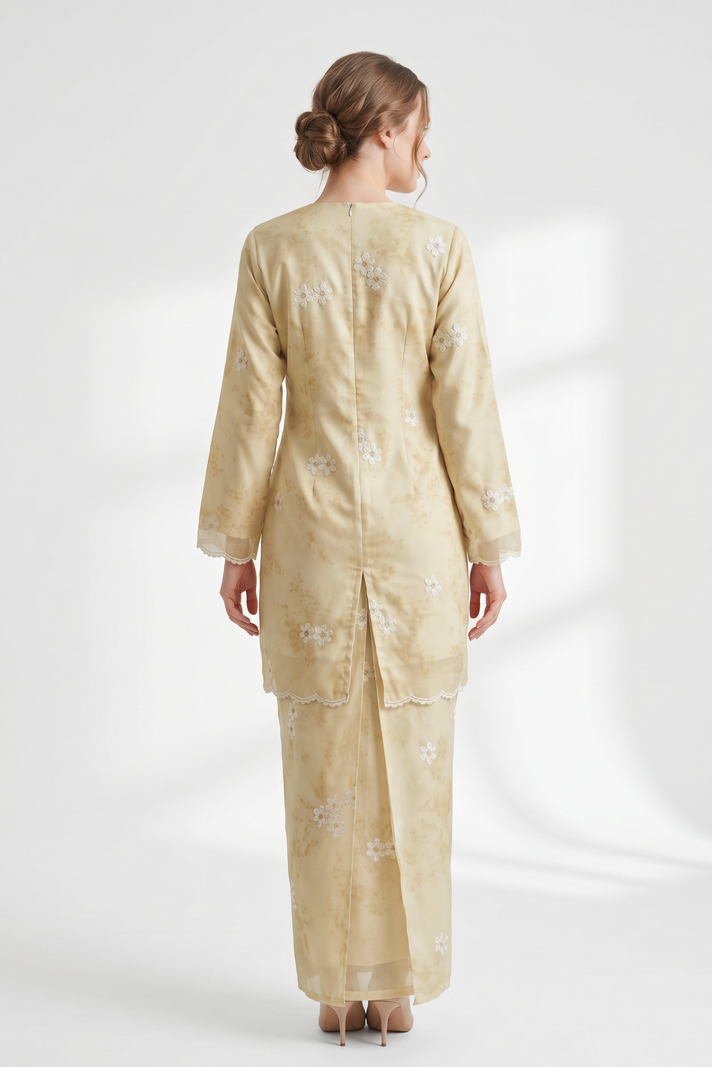 LILY KURUNG - Soft Yellow