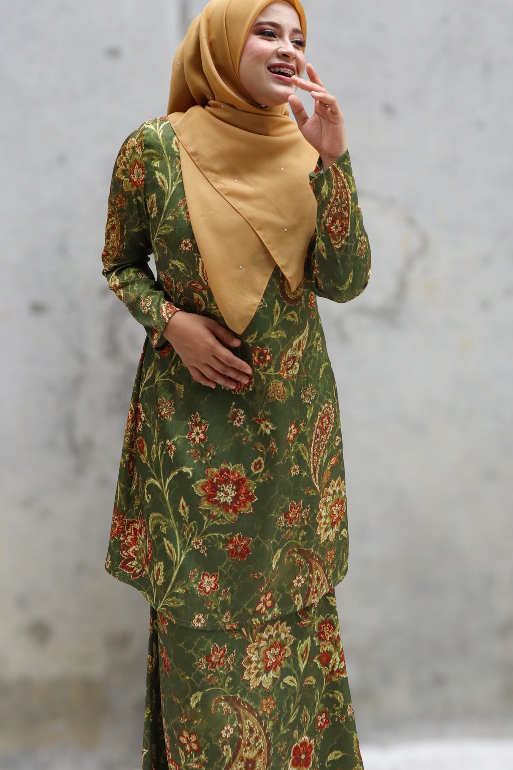 Lira Kurung Moden - Zaiton